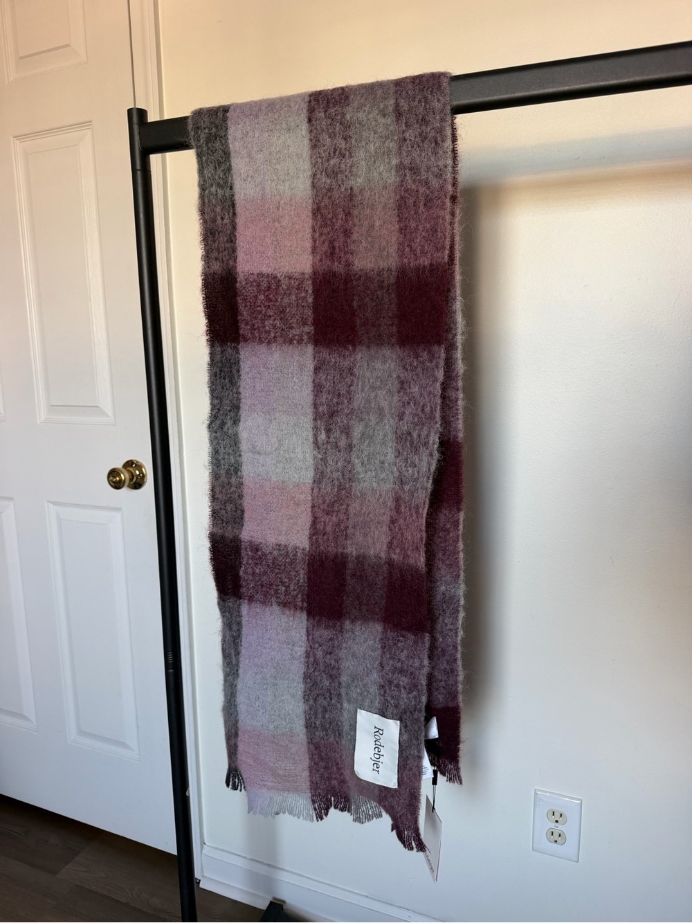 Rodebjer misty scarf Plaid Dusty Rose & Burgundy NWT